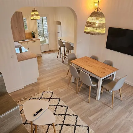 Dom wakacyjny Maison Cosy Avec Jardin,